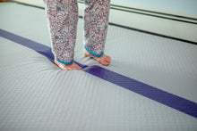 Load image into Gallery viewer, Air Floor
