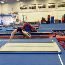 Load image into Gallery viewer, Air Floor
